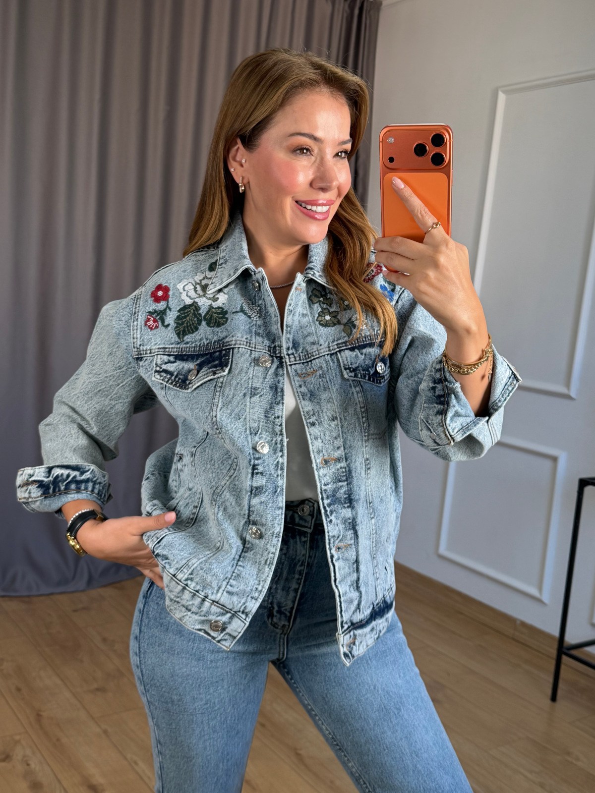 Kar Yıkamalı Nakışlı Jean Ceket
