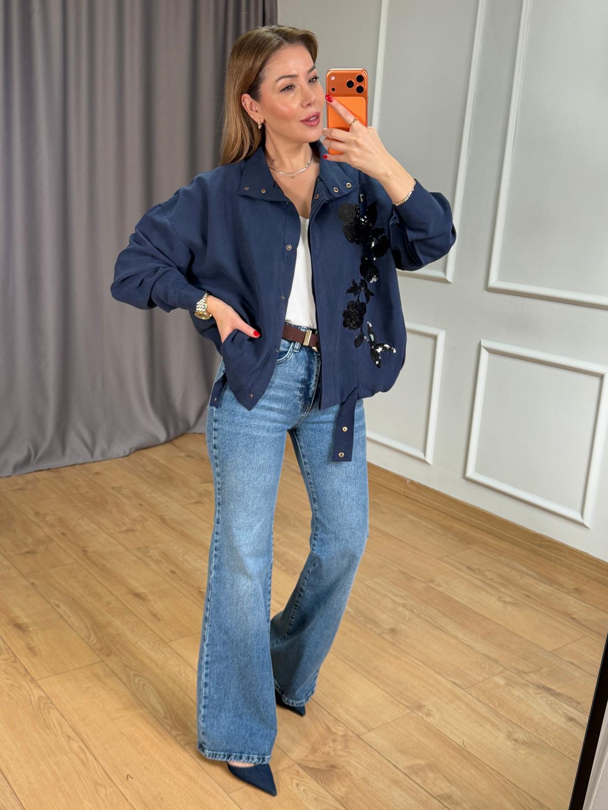 Lacivert Çiçek Nakışlı Ceket