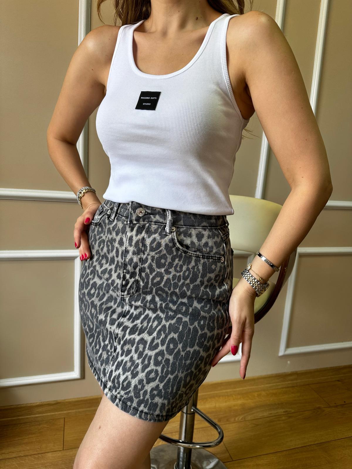 Leopar Jean Etek