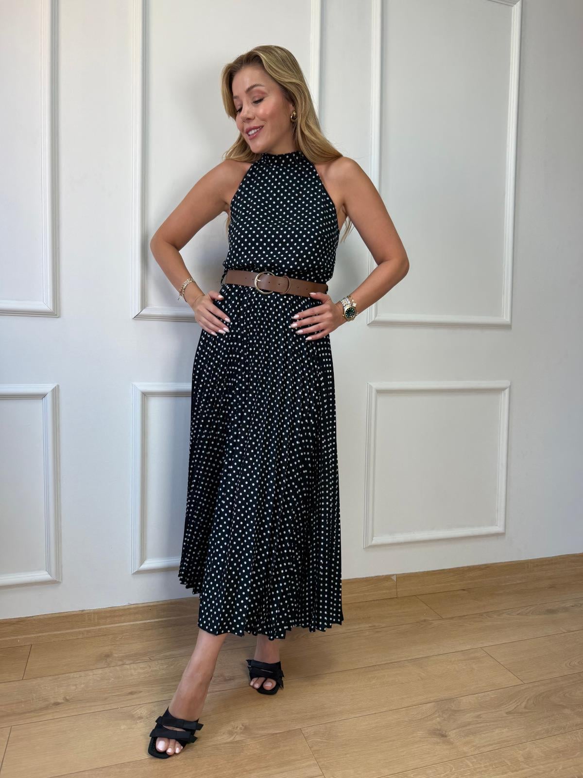 Puantiyeli Boyun Bağlamalı Elbise