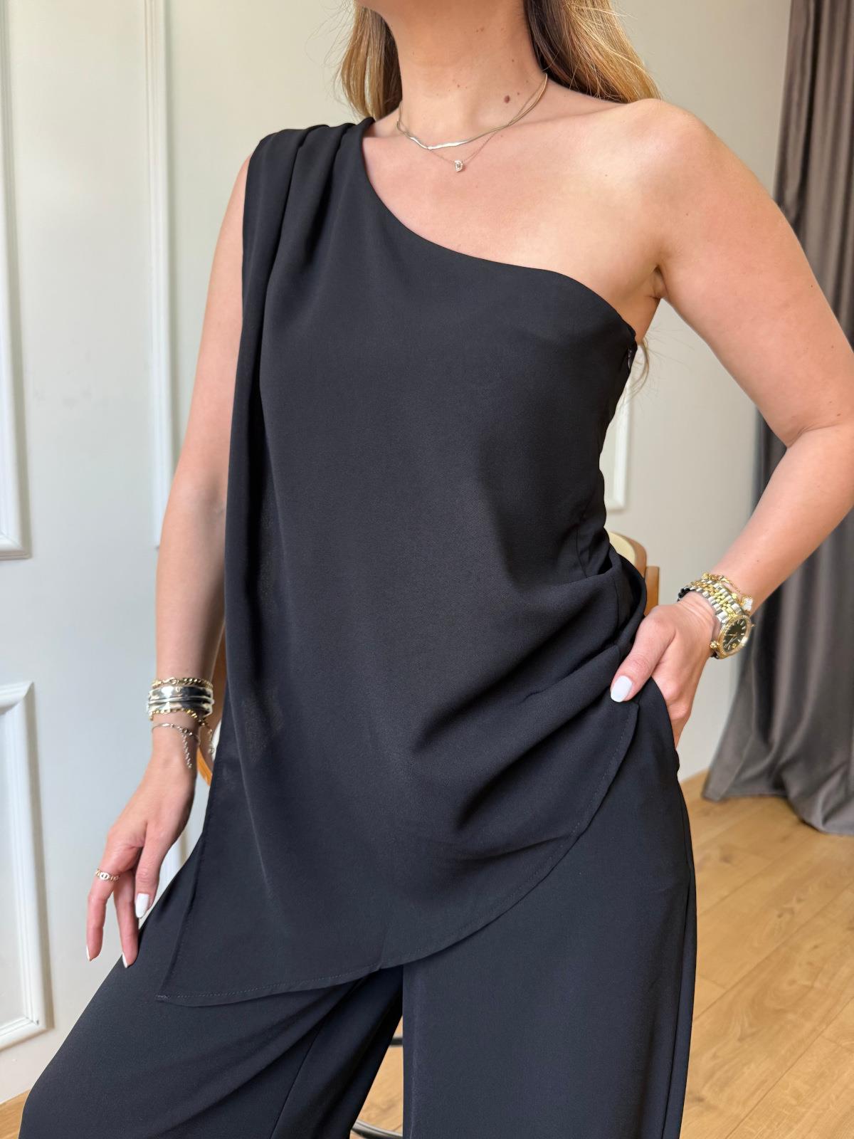 Siyah Tek Omuz Detay Takım