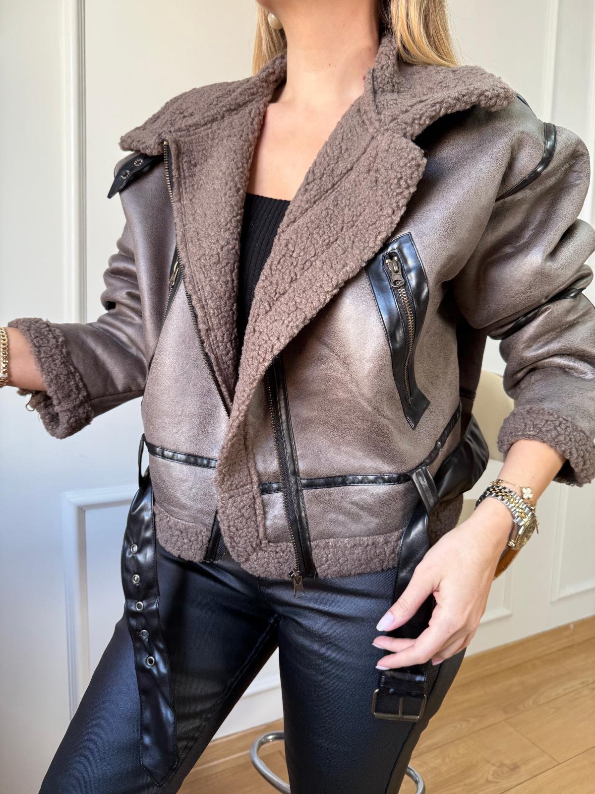 Vizon Garnili İçi Kürlü Mont