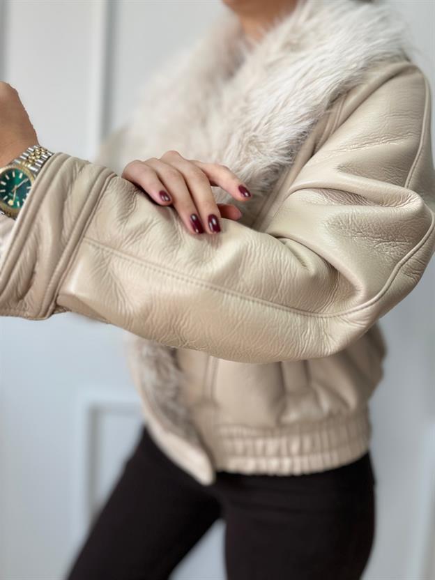 Bej Kürk Detaylı Deri Mont