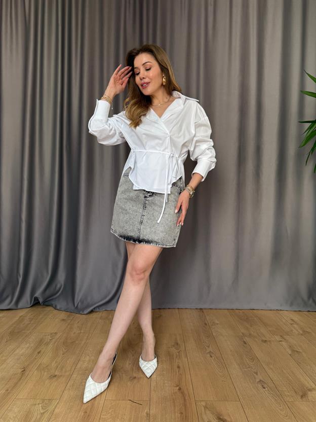 Beyaz Belden Bağlamalı Gömlek 