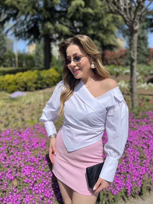Beyaz Verev Model Bağlamalı Bluz