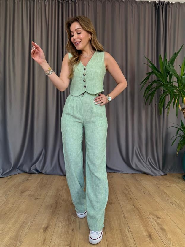 Çağla Yeşili Flamlı Takım