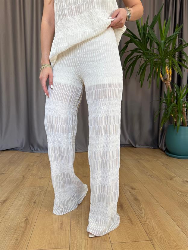 Ekru Dantel Detay Pantolon