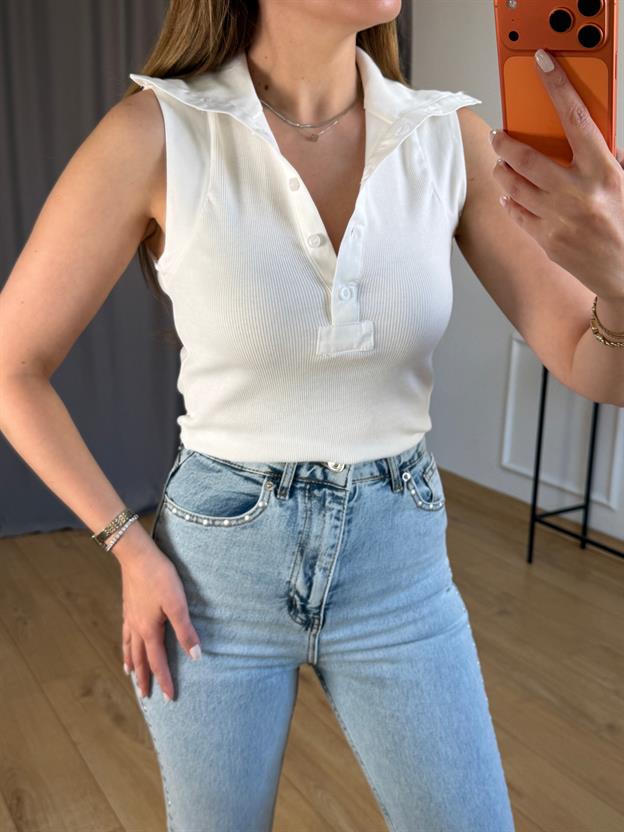 Ekru Dik Yaka Kolsuz Bluz