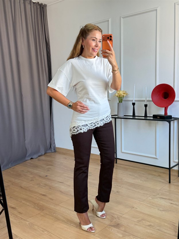 Ekru Etek Ucu Dantelli Verev Tshirt