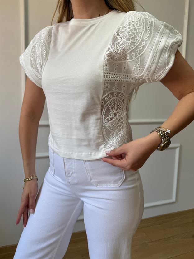 Ekru Kol Dantel Detaylı Bluz
