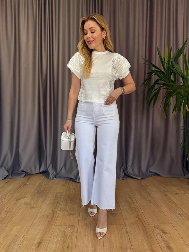 Ekru Kol Dantel Detaylı Bluz