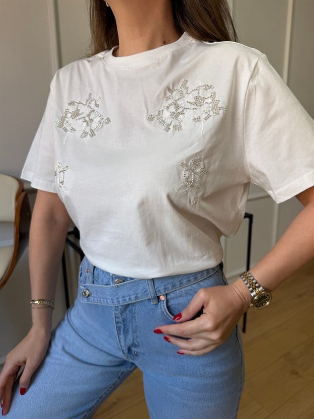 Ekru Ön Çiçek Taş İşlemeli Tshirt