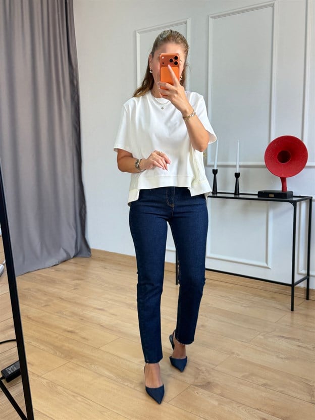 Ekru Paraşüt Detaylı Tasarım Tshirt