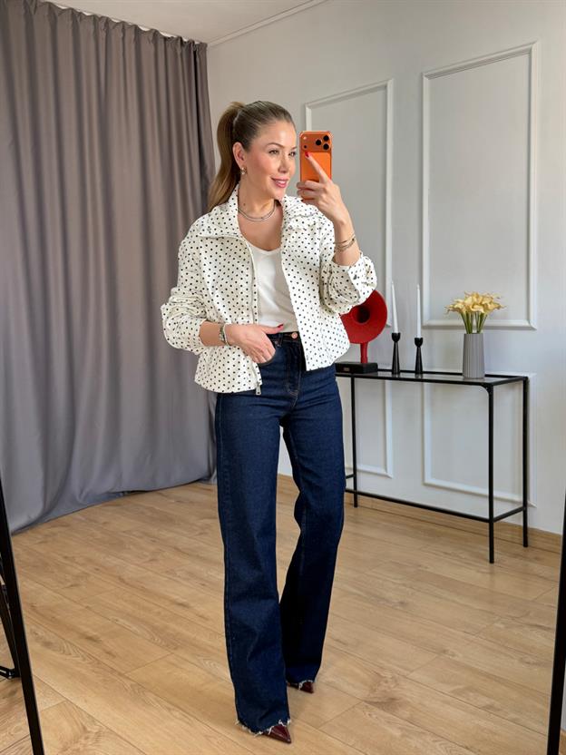 Ekru Puantiyeli Ceket