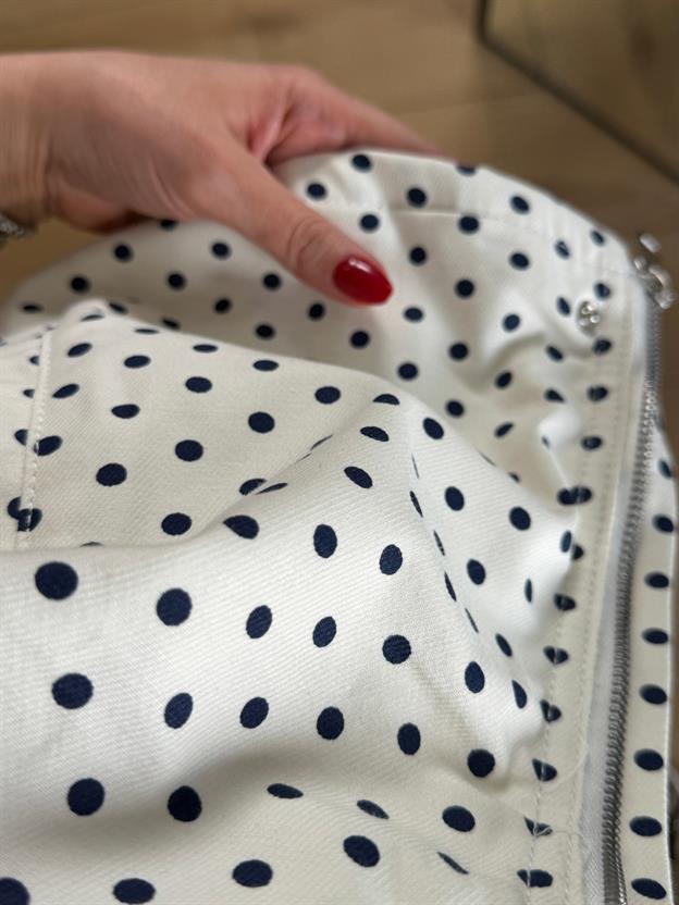 Ekru Puantiyeli Ceket