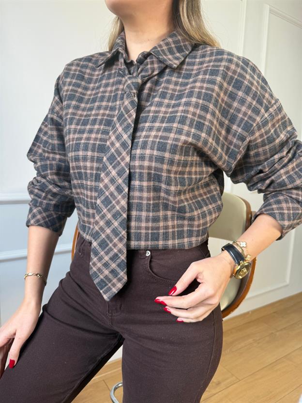 Gri Kahve Ekoseli Kravatlı Gömlek