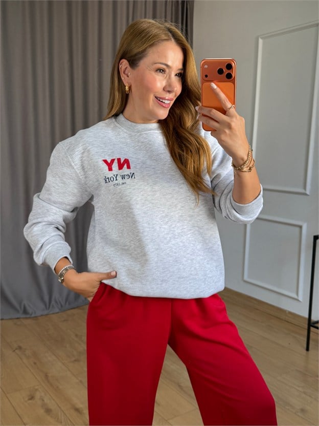 Gri Yazı Detaylı Sweatshirt