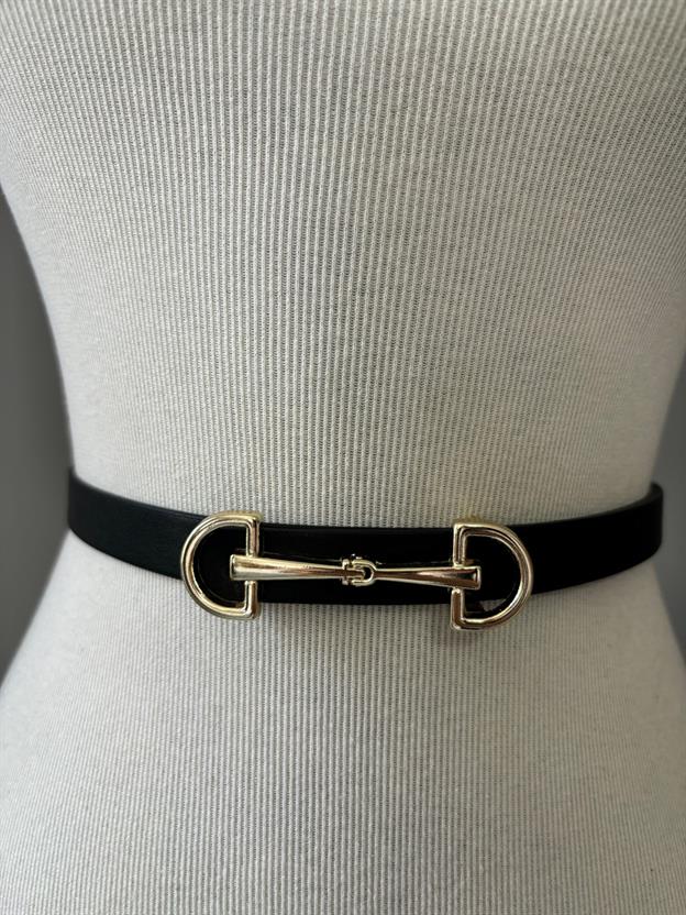 İnce Tokalı Siyah Kemer