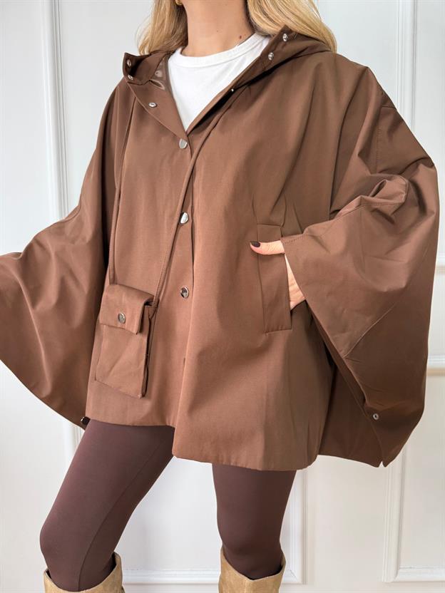 Kahve Çantalı Panço