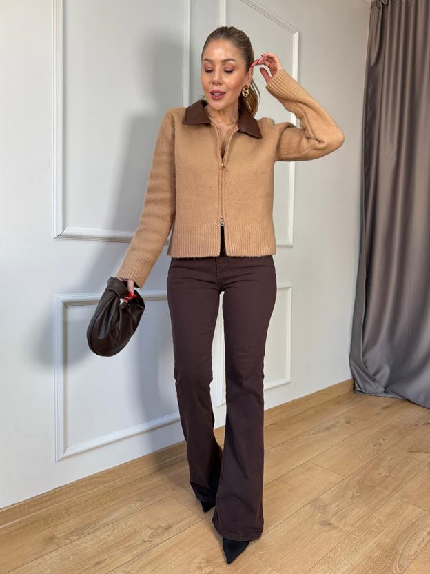 Kahve Deri Yakalı Hırka