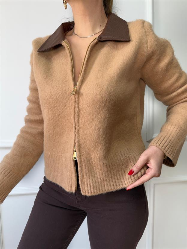 Kahve Deri Yakalı Hırka