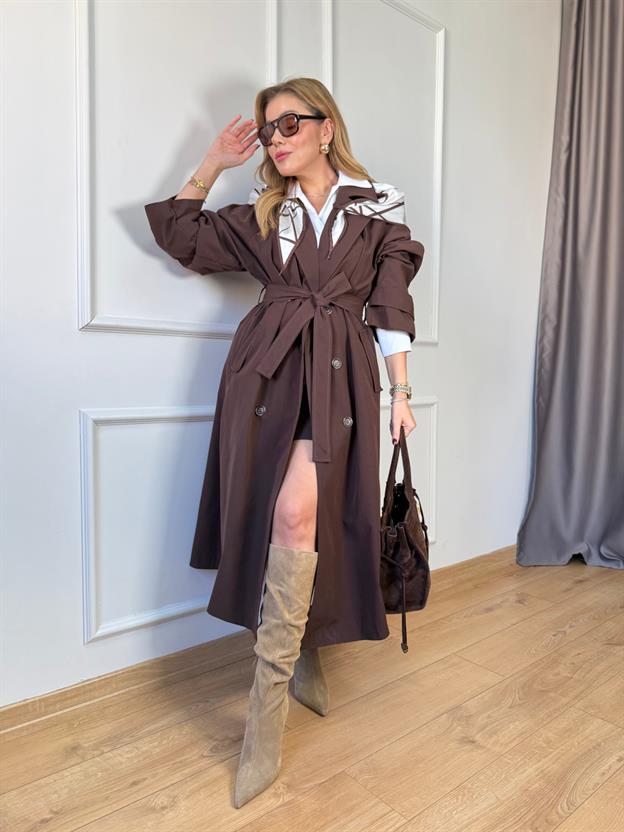Kahve Fularlı Trençkot