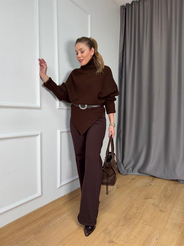 Kahve Kemerli Verev Triko