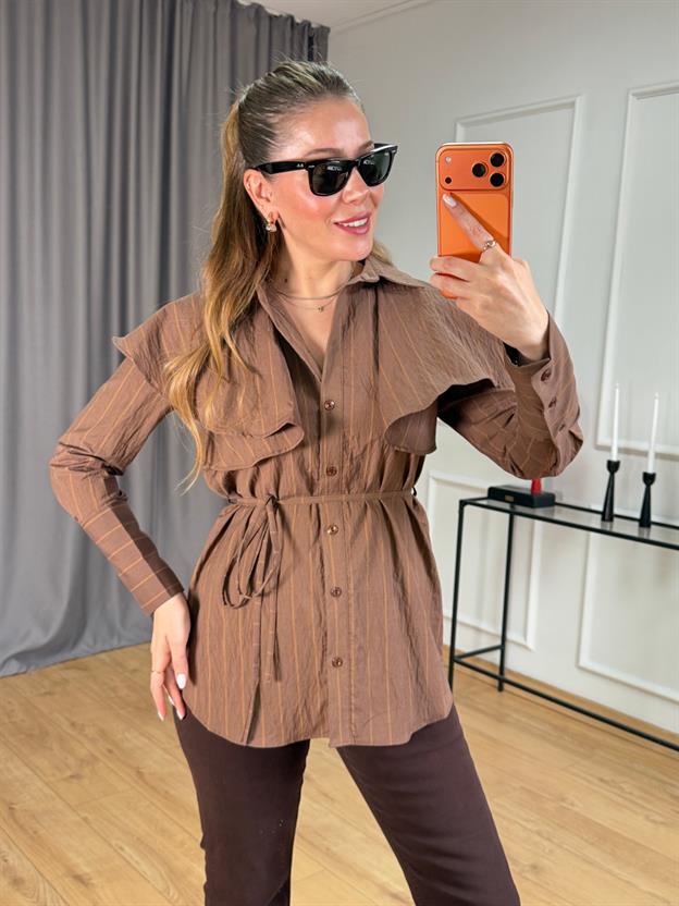 Kahve Pelerin Detaylı Gömlek