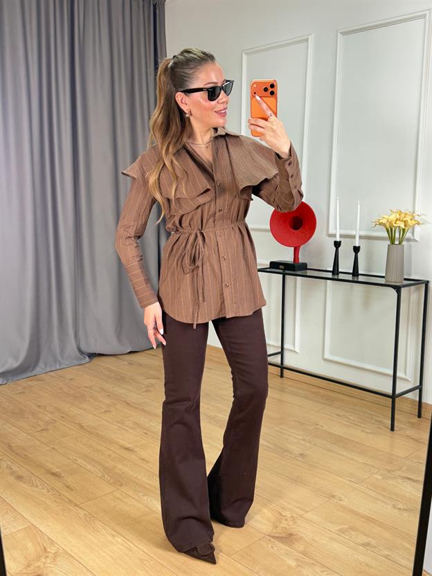 Kahve Pelerin Detaylı Gömlek