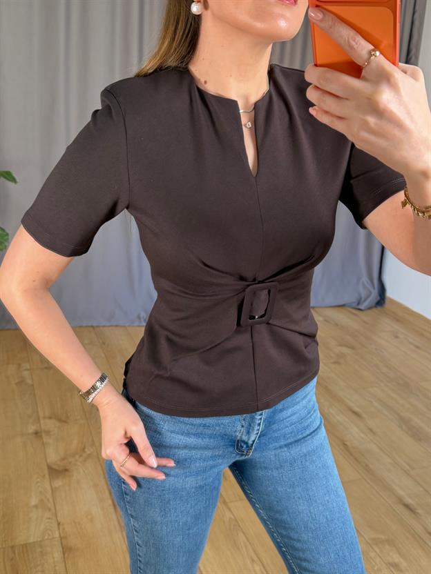 Kahve Toka Detay Bluz