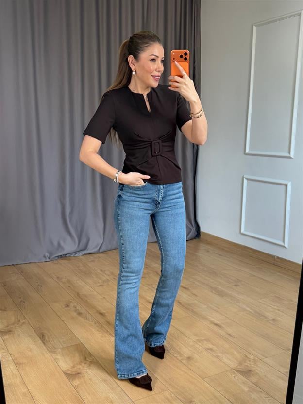 Kahve Toka Detay Bluz