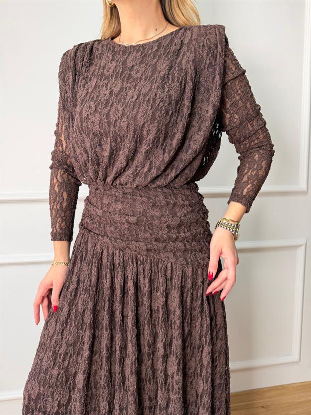 Kahve Uzun Dantel Elbise