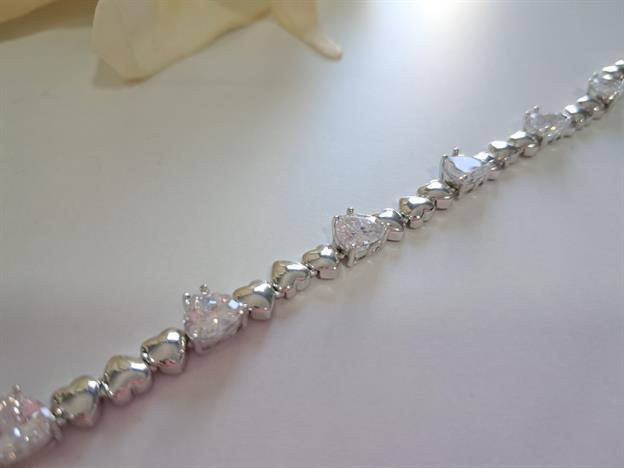 Kalp Taşlı Bileklik