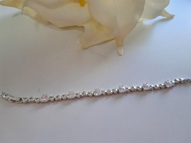 Kalp Taşlı Bileklik