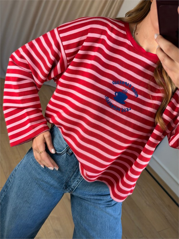 Kırmızı Çizgili Önü Baskılı Sweatshirt