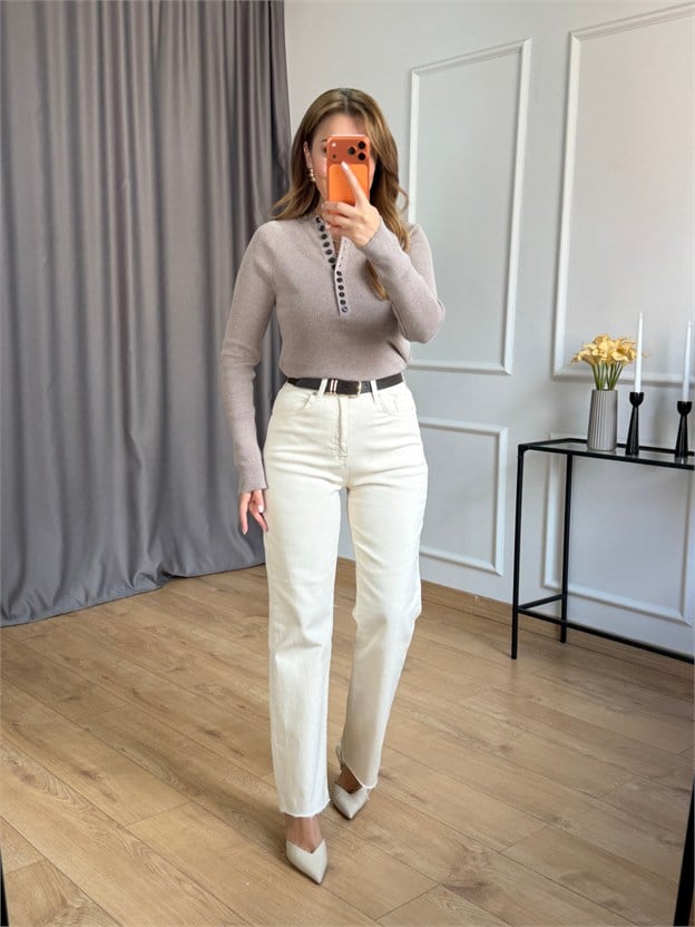 Krem Kesik Paçalı Kemerli Jean