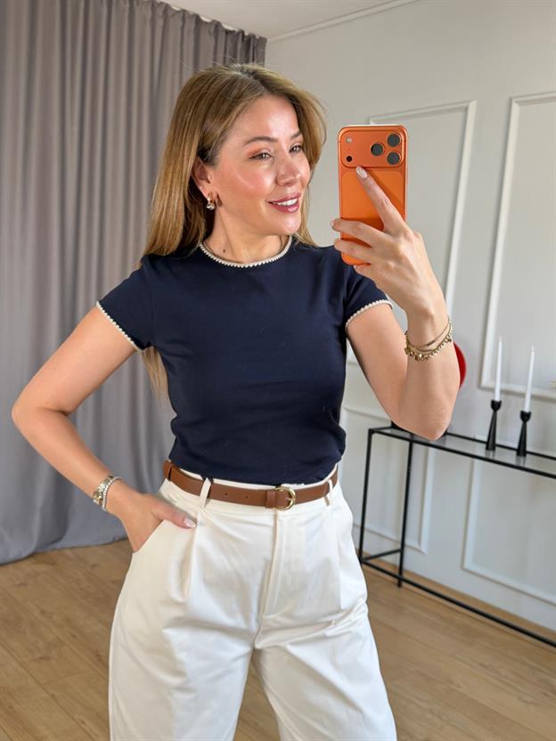 Lacivert Brode Yaka Tshirt