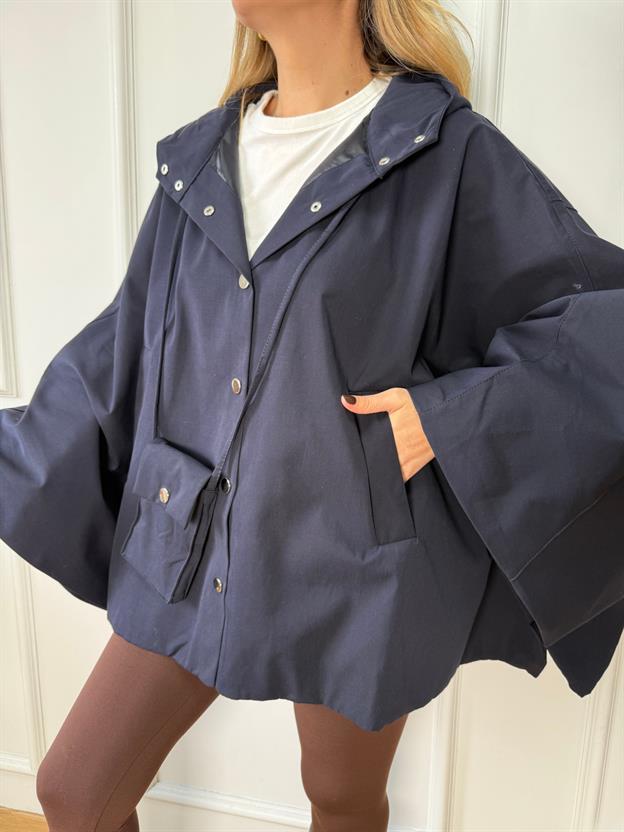 Lacivert Çantalı Panço