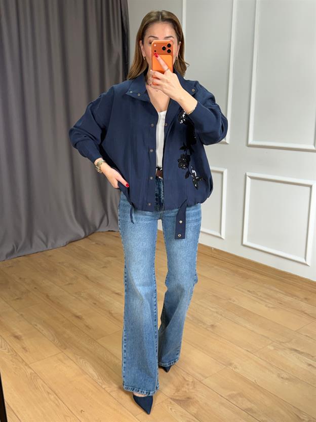 Lacivert Çiçek Nakışlı Ceket