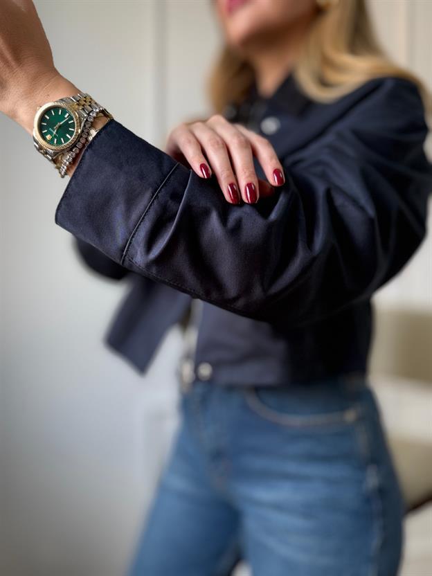 Lacivert Kadife Yaka Kısa Ceket