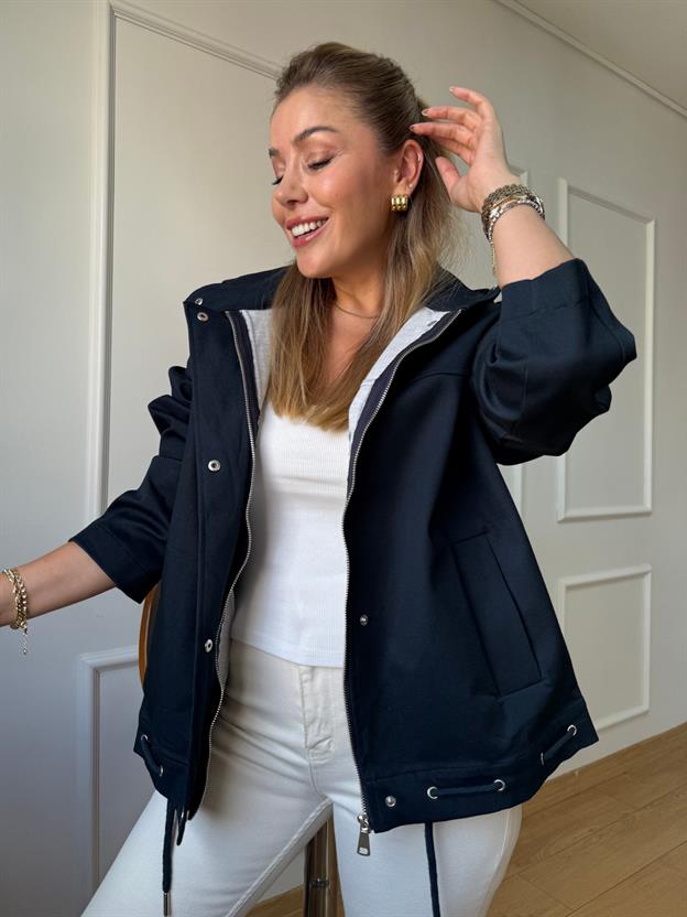 Lacivert Kapüşonlu Ceket