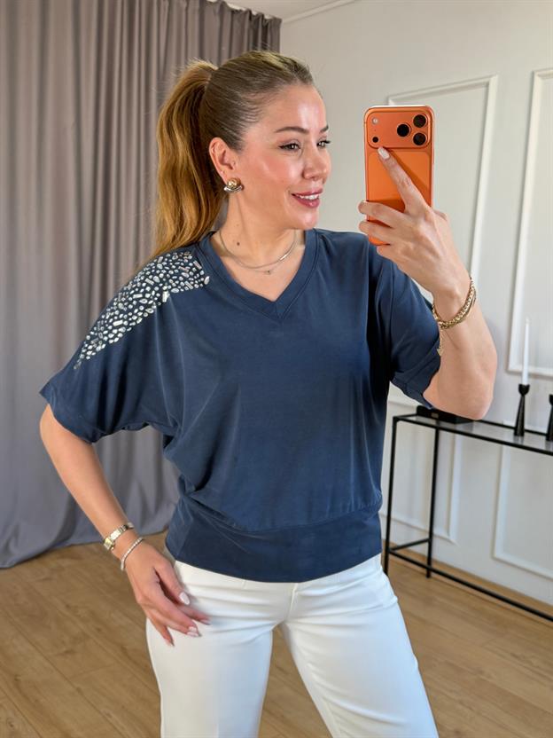Lacivert Omuz Taşlı Modal Bluz