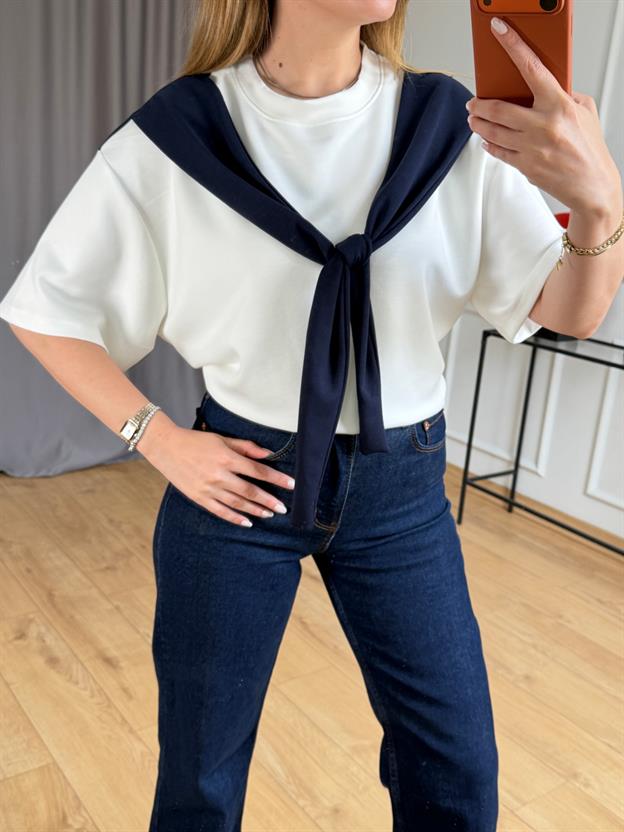 Lacivert Bağlama Detaylı Tshirt