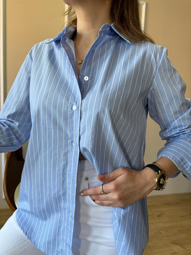 Mavi Arkası Dantel Gömlek