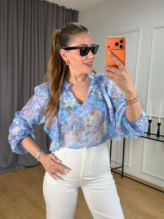 Mavi Çiçek Desenli Bluz