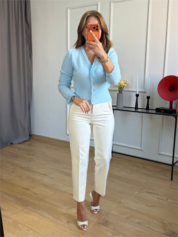 Mavi Dantel Detaylı Hırka
