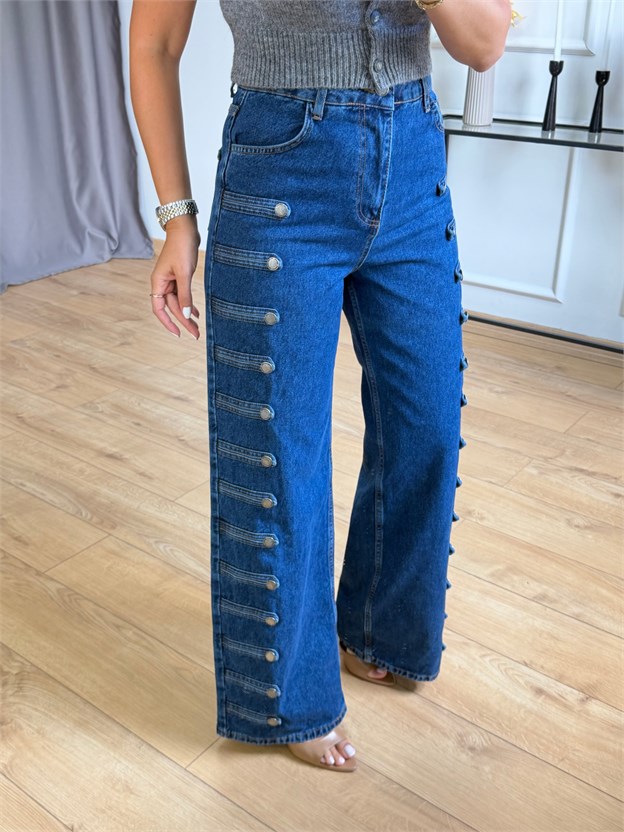 Mavi Düğme Detaylı Jean
