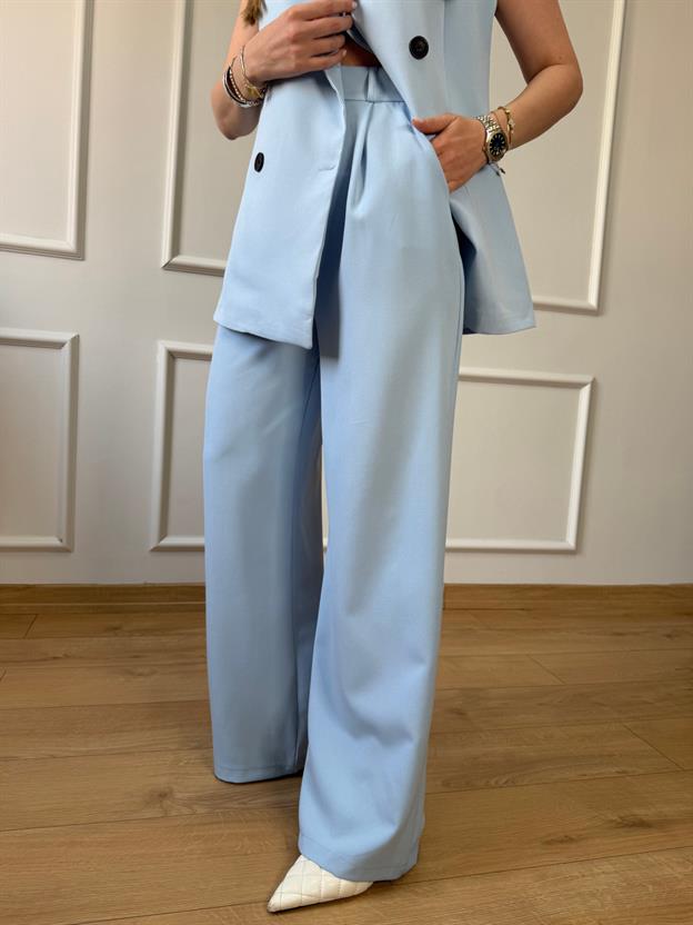 Mavi Siyah Düğmeli Yelekli Takım 