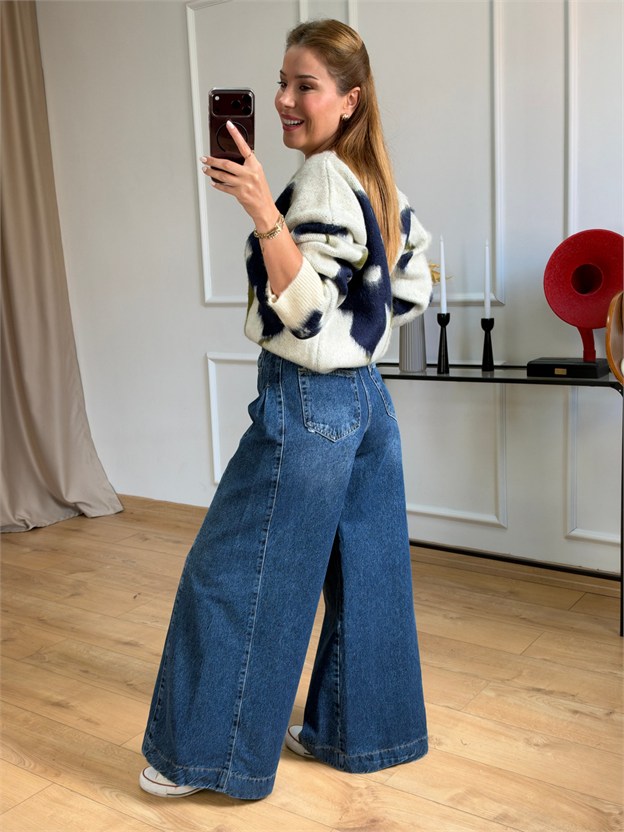 Mavi Yan Pile Detaylı Jean1