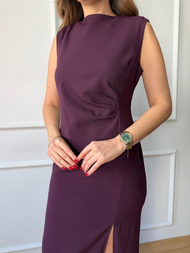 Mürdüm Beli Büzgü Detaylı Elbise